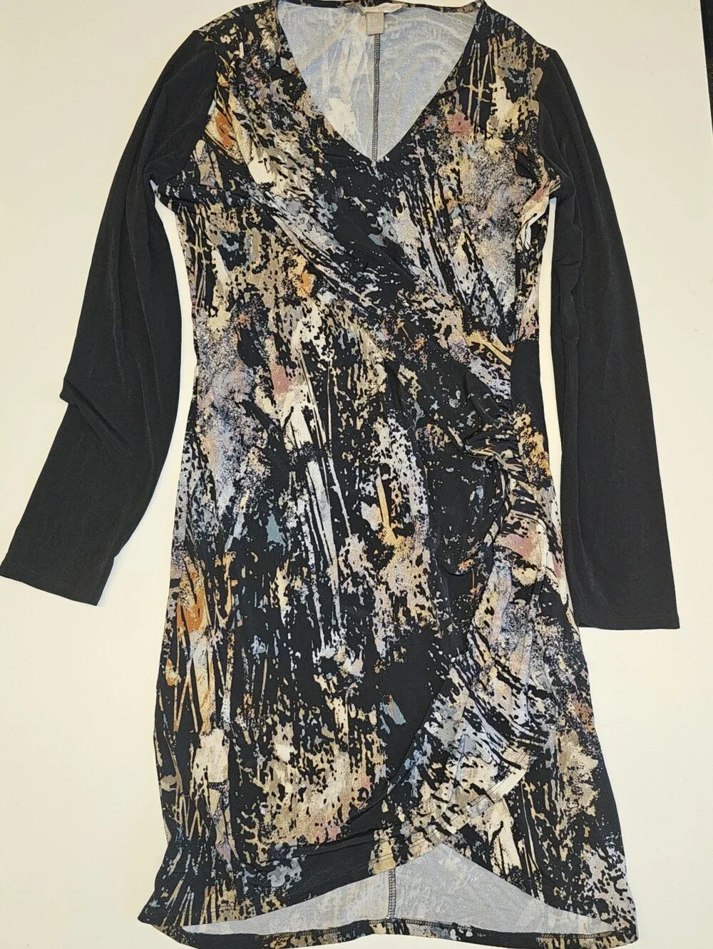 EUC | L | Forever 21 Contemporary | Abstract Print Long Sleeve Wrap Midi Dress